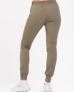 Versatile Outdoor Pants Green Olive