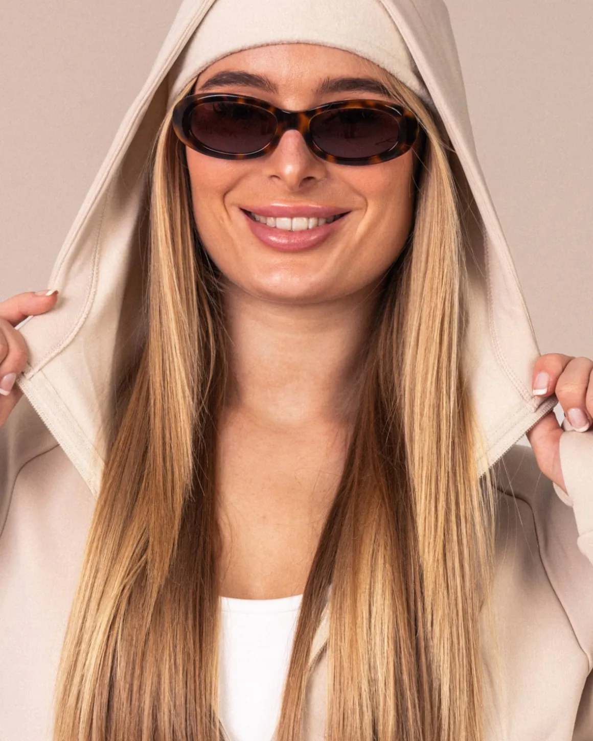Versatile Power Hoodie Beige Oat