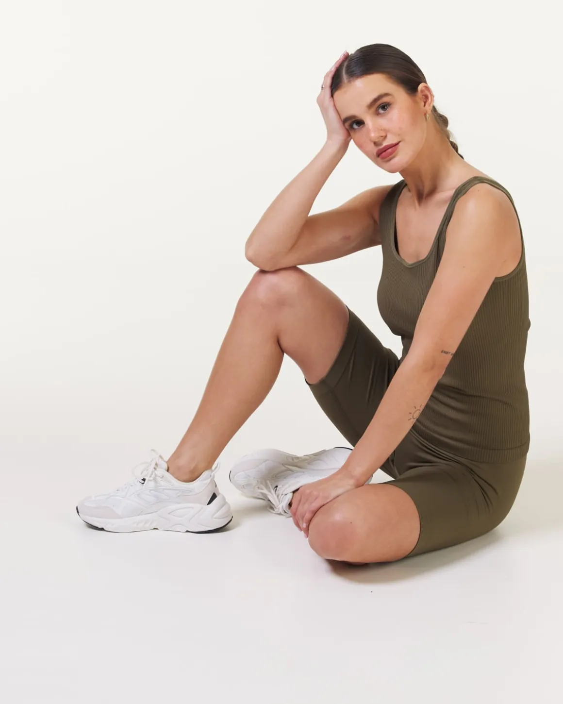 Wave Seamless Biker Shorts Green Ivy